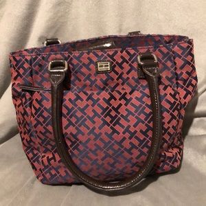 3 for $40 🤩 Tommy Hilfiger Purse